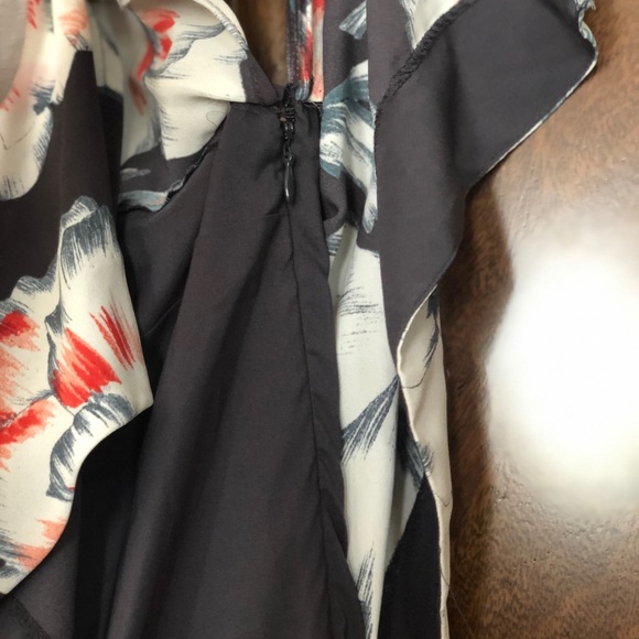 1.State Floral Print One Shoulder Popover Romper - Picture 7 of 8